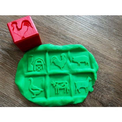 otiskovaci_kostka_do_modeliny_farma