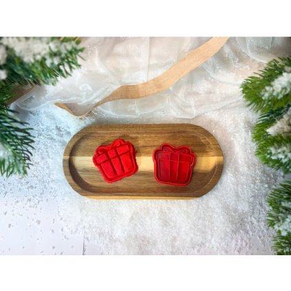 vykrajovatko_vanocni_darek_na_modelinu