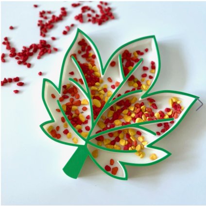 tridici_vysypavaci_tac_smyslove_hrani