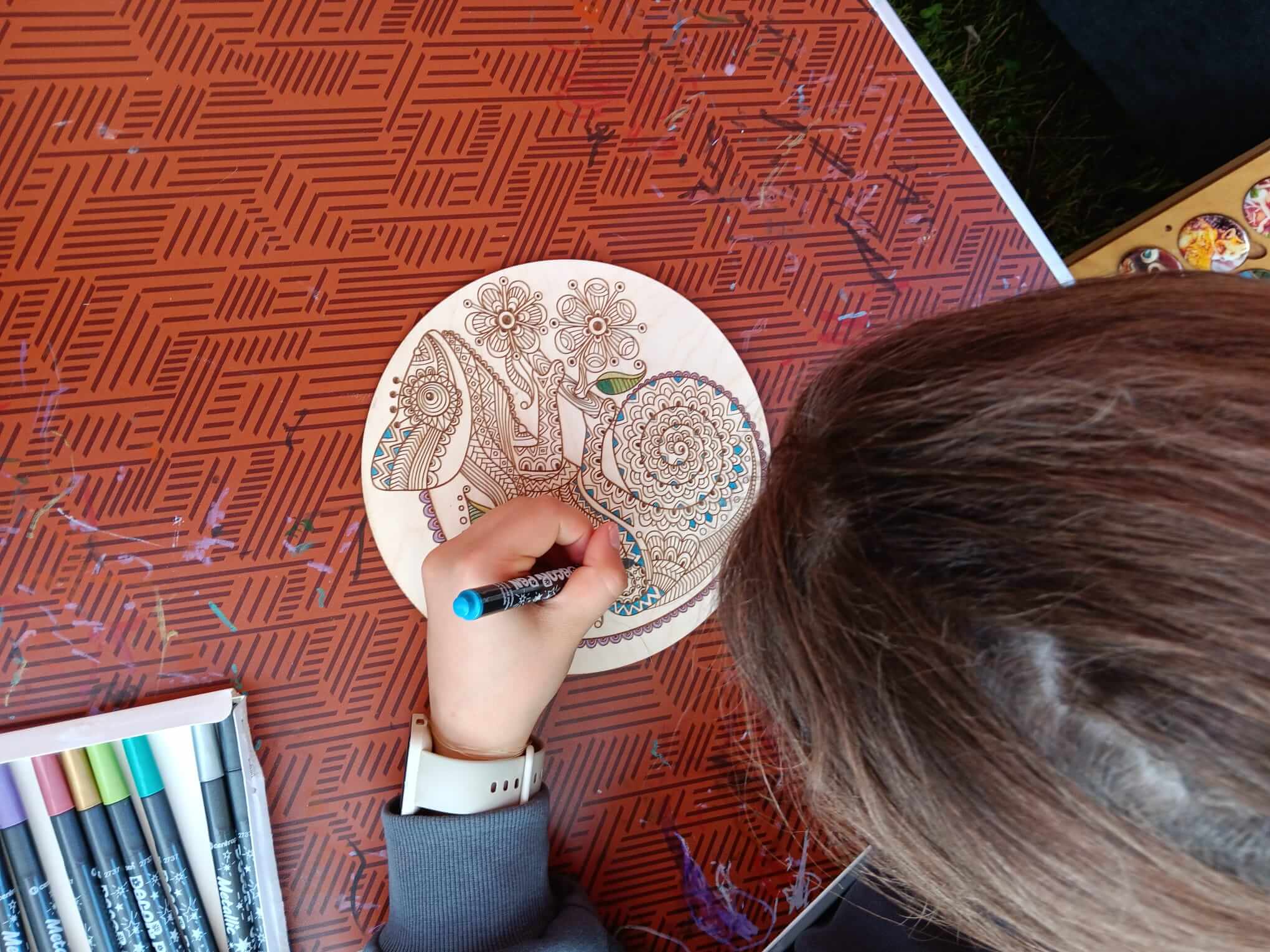 drevena_omalovanka_kouzlo_myslenky_chameleon