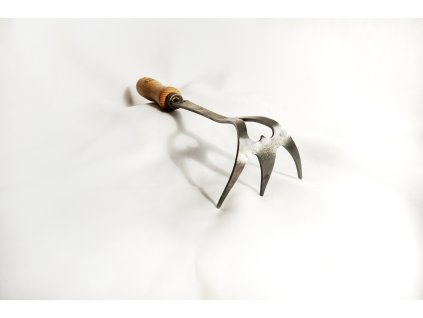 Kultivátor 3 hroty - násada 14 cm