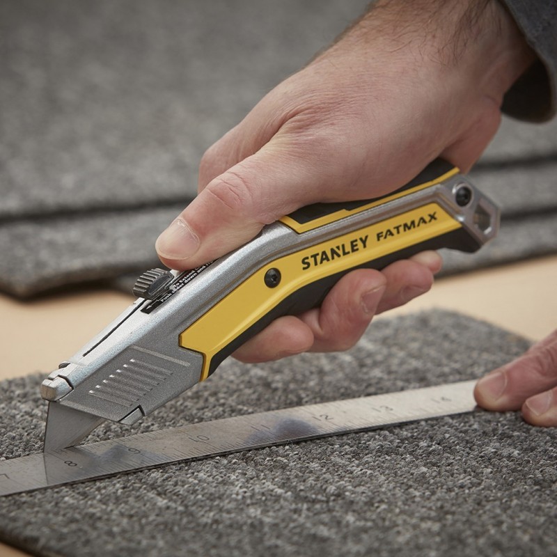 Jak vybrat nůž a pilu