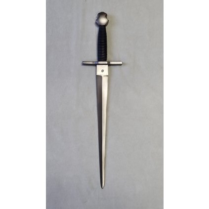 Gothic dagger