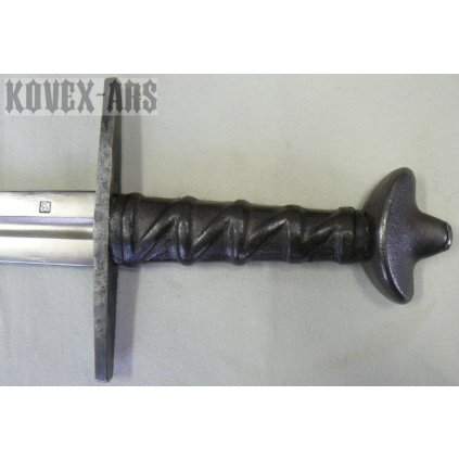 Single handed sword