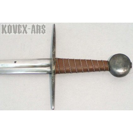 Single handed sword