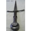 One-and-a-half handed sword