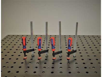 Upínky pro svářecí-svařovací 3D stůl
