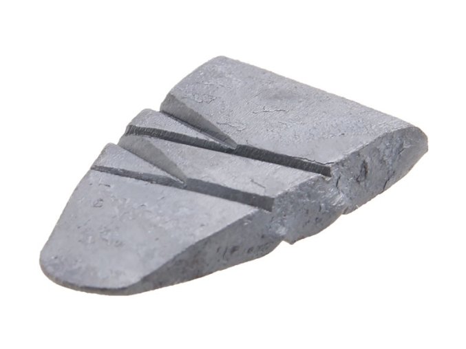 Klínek kovaný široký cca 22x32mm
