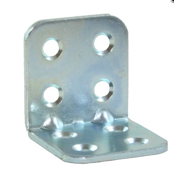 Úhelník  30x 30/30mm s2mm děr8 UP5 (odběr bal.10ks) KUTIL Sklad7 8315300.00