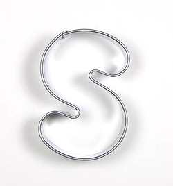 Vykrajovačka nerez esíčko 47x32mm  CZ KUTIL Sklad7 7600620.00