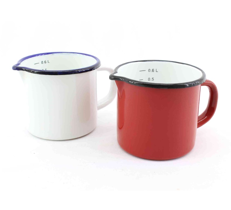 Hrnček smalt 730ml ¤10cm s výlevkou, odmerka, mix farieb