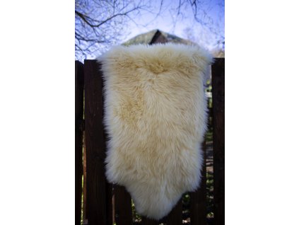 Báránybőr  Relugan