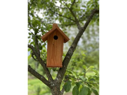 Kicsi fából készült madárház
