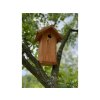 Kicsi fából készült madárház