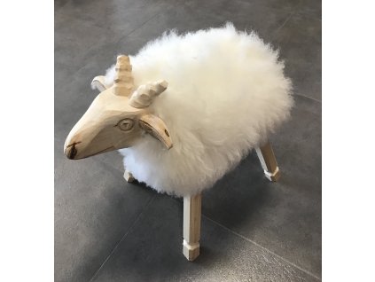 Stołek z białej owcy
