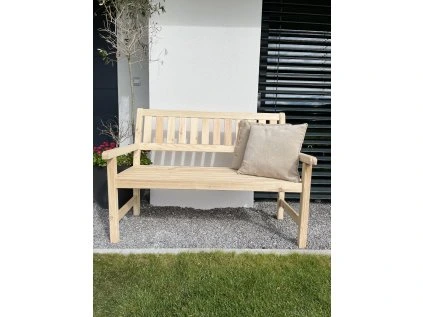 Záhradná drevená lavica