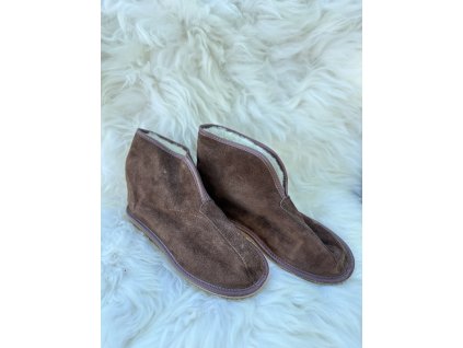 Vysoké vlnené vsuvky hnedé