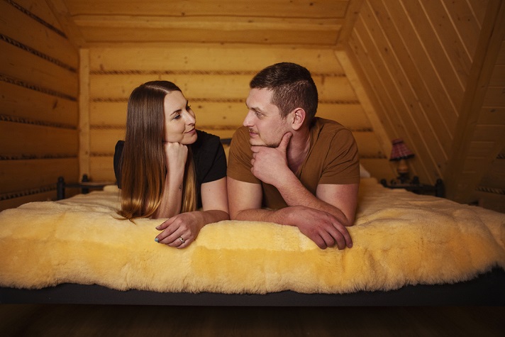 E-shop Poťah na posteľ z kožušiny Relugan Rozmer: 200x160 cm