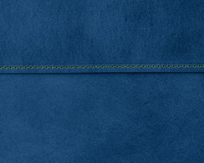Pouzdro na notebook a tablet — modrá kůže, zelená nit