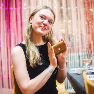 💃 Co by to bylo za ples bez pořádné tomboly 🕺 Letos se stalo něco hodně podivného. Nevím, v jaké skupině Kožedělníka...