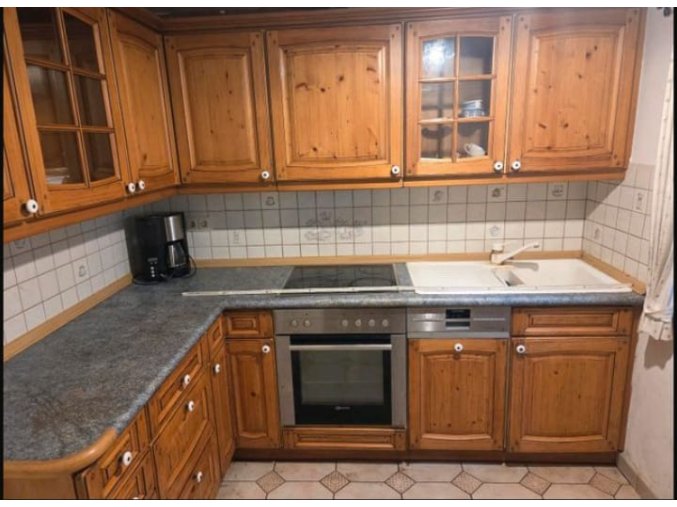 Rustikální kuchyňská linka do L-ka se spotřebiči