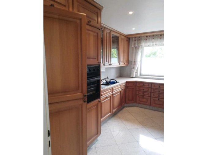 Kuchyně z masivu zn.Alno, se spotřebiči