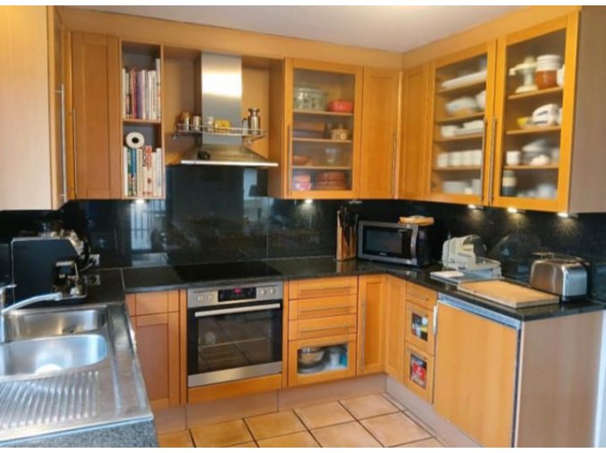 Kuchyně z masivu zn.Nolte s vestavěnými spotebiči