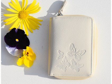8123white F34a