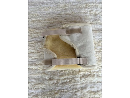 Vlněný chránič na koleno relugan