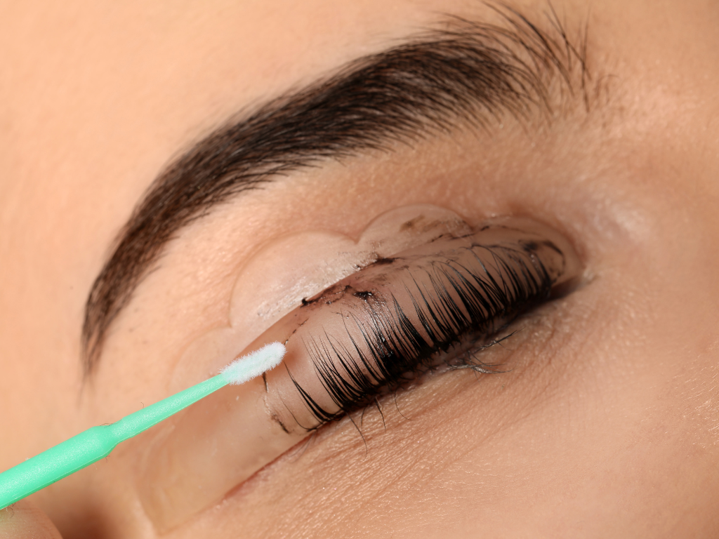 Postup ošetrenia Inlei Lash Filler