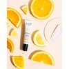11404 1 l c p paris rozjasnujici ocni krem s vitaminem c