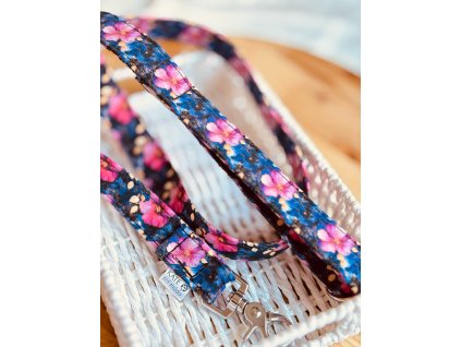 32fb4cc7 b865 455f b593 d35534d5b778