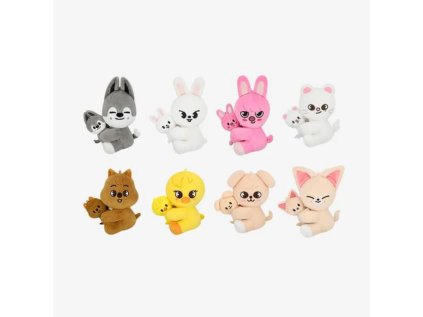 SKZOO MAGNET PLUSH SET 097483db 7d59 4c1c bb94 b9a704193d02 ezgif.com resize