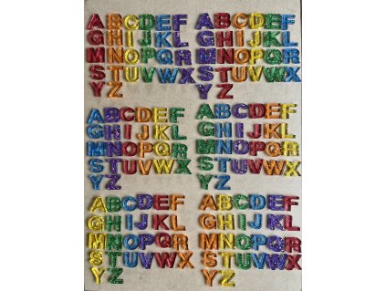 Celotřpytivá duhová abeceda