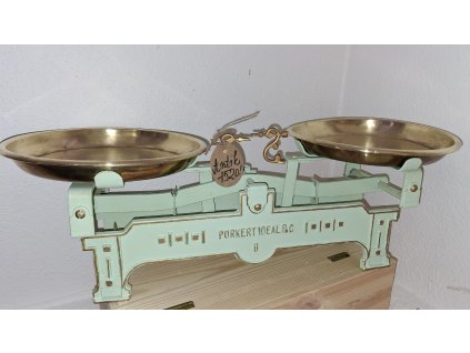 starožitné miskové váhy 5kg, zelenkavé