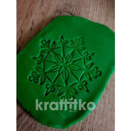 Mandala květinky s kuličkami (Velikost 12 cm)
