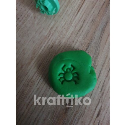 1425 pavoucek razitko 2cm