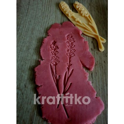 Reliéfní obtisk levandule 1 (Velikost 13 cm)