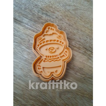 Medvídek se šálou