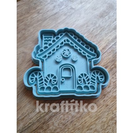 Domeček ze sladkostí vykrajovátko 2v1 (Velikost 10 cm)