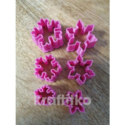 1689 sada mini vlocek 6 kusu vykrajovatka 2cm 3cm a 4cm
