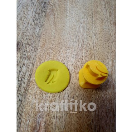 2238 ptacek s chocholkou c 6 razitko