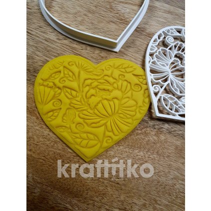 Srdíčko s pivoňkou (Velikost 12 cm)