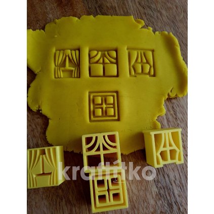 2574 sada slozitejsich okynek 4ks 2cm velikost