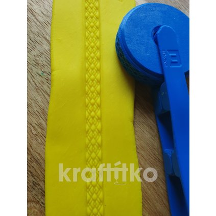 2957 1 valecek reliefni 50 x 14mm c 13