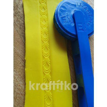 2963 1 valecek reliefni 50 x 14mm c 15
