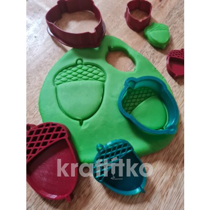 Žalud č.3 - vykrajovátko (Velikost 10 cm)