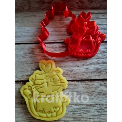 Kočka  se srdíčky č.4 - vykrajovátko 2v1 (Velikost 11 cm)