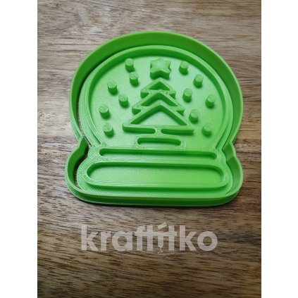 390 snezitko se stromeckem