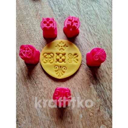 Sada A 5ks různých ornamentů - razítka (Velikost 2 cm)